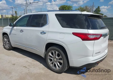 2018 Chevrolet Traverse Premier z USA, uszkodzony, nr VIN 1GNERKKW2JJ283139